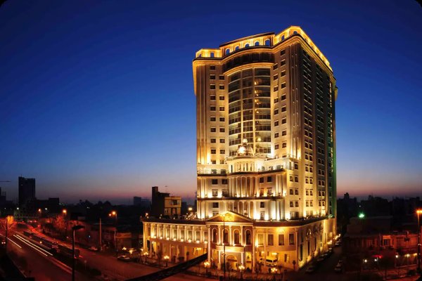 هتل آپارتمان آدینه مشهد